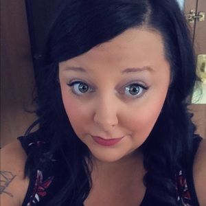 Meet your Posher, Meghan